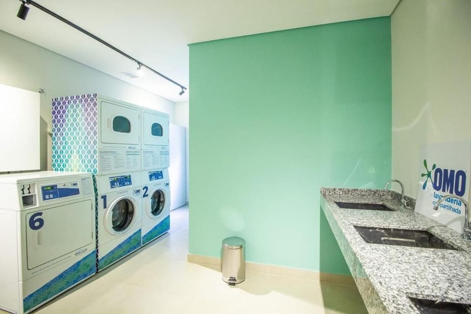 Familia Apartamento no Brás com Piscina/Metrô Brás Apartment in Sao Paulo City