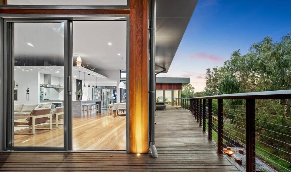 Property building, Balcony/Terrace