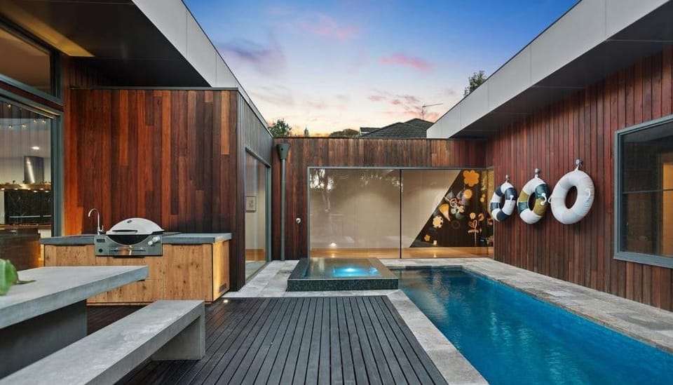 Hot Tub, Pool view, Swimming pool