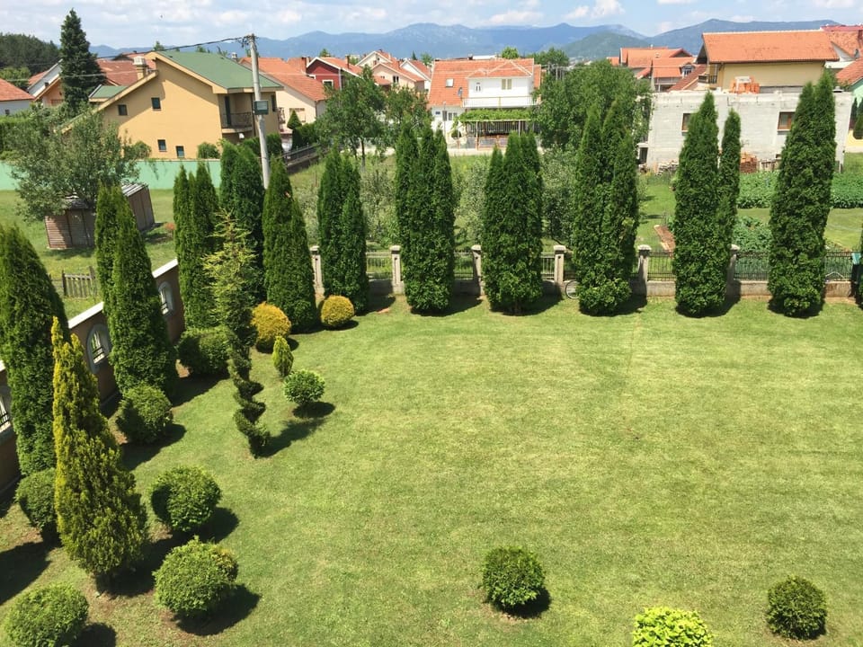 Garden, Garden view
