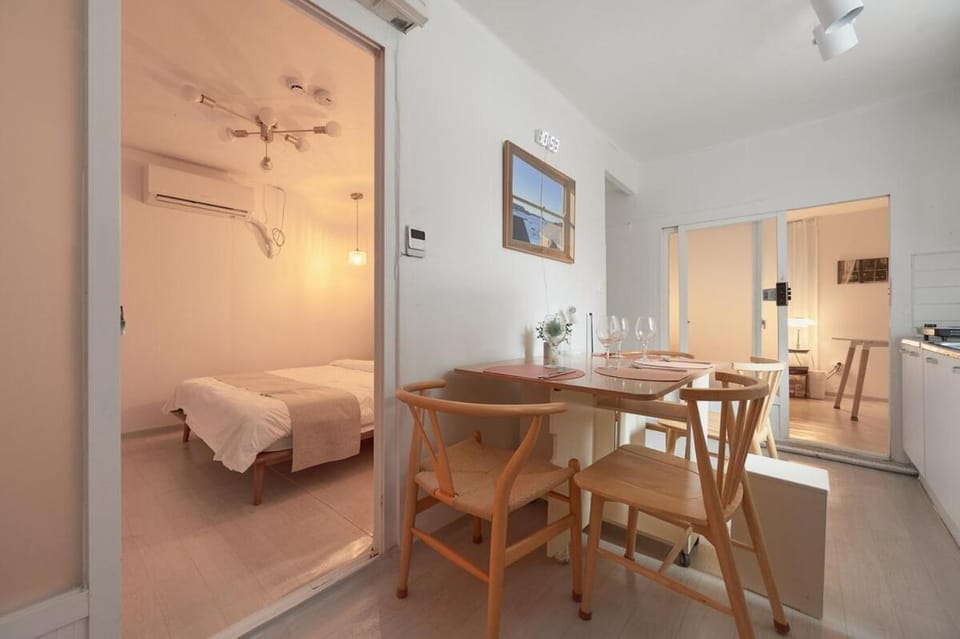 Central Stay 1Stop Seoul STN 10min Myeongdong,DDP Apartment in Seoul