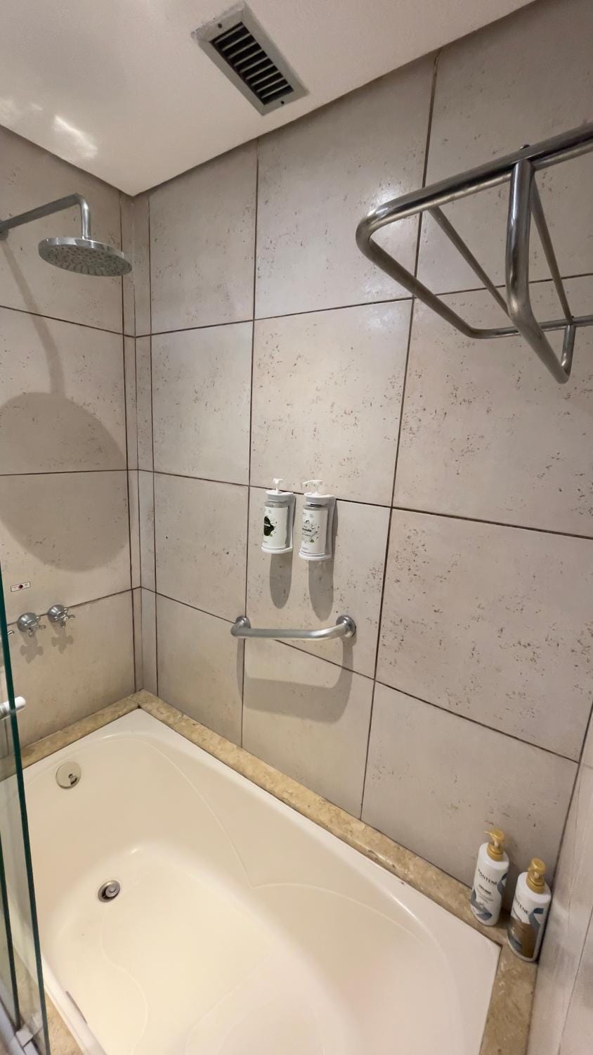 Shower, Bath