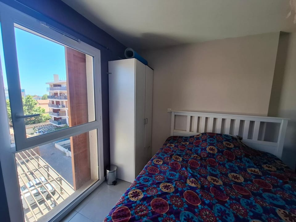 Bel appartement - Grande Terrasse - Parking Apartment in Auvergne-Rhône-Alpes