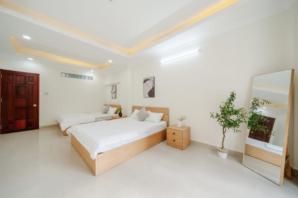 Elysian Home 2 - Centre District 1 House in Ho Chi Minh City