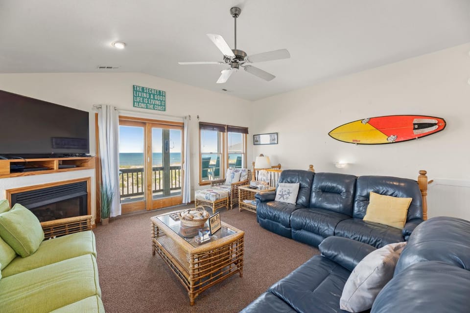 Surfs Up House in Kitty Hawk