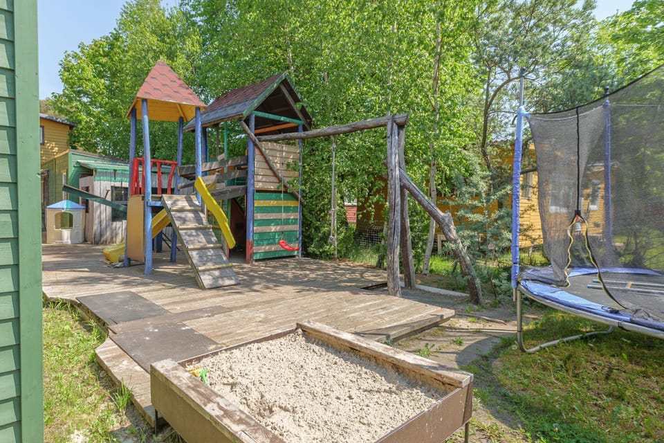 Day, Children play ground