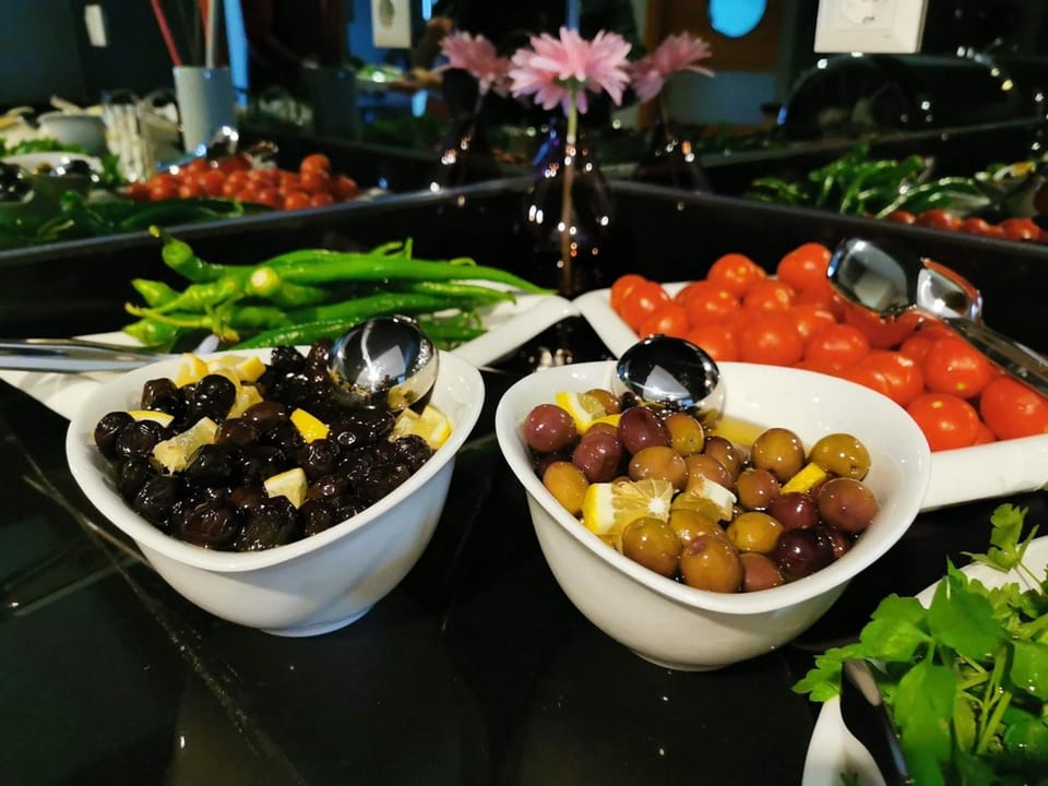Buffet breakfast
