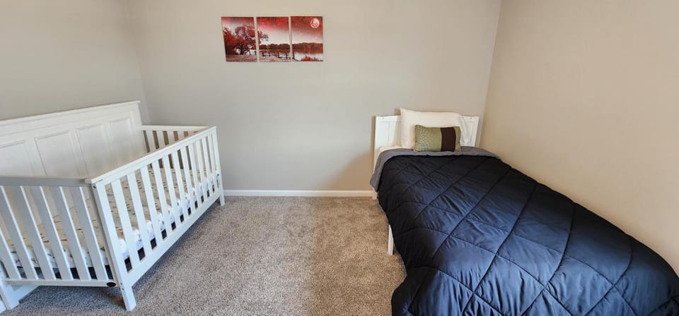 Suburban Dream House House in Indiana