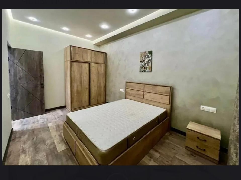 Bed, Photo of the whole room, Bedroom, wardrobe