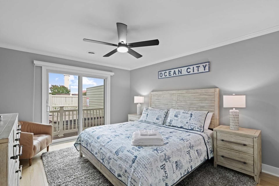 Luxury Beach Escape - Private Hot Tub - Pool House in Ocean City