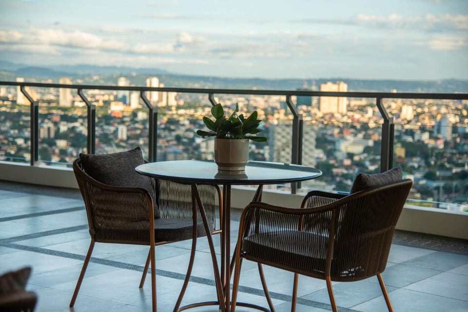 Red Swan Apartment in Quezon City