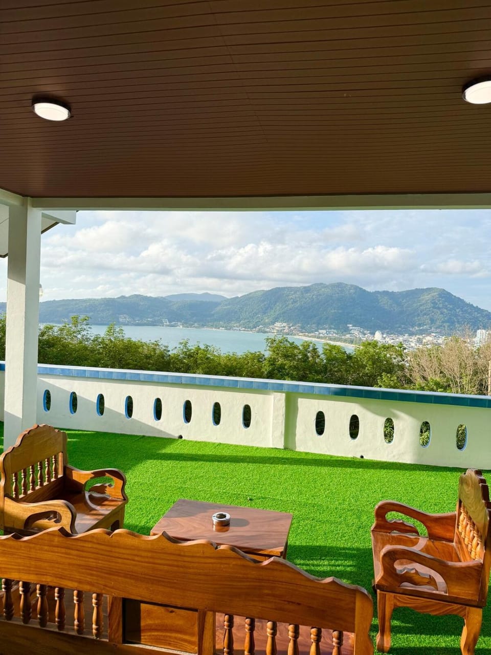 Villa Seaview Patong House in Patong