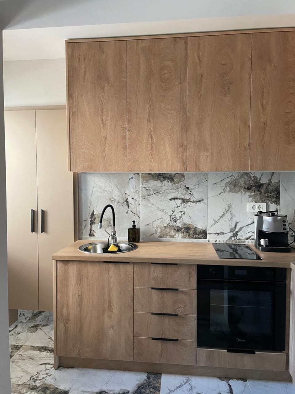 Coffee/tea facilities, Kitchen or kitchenette, minibar