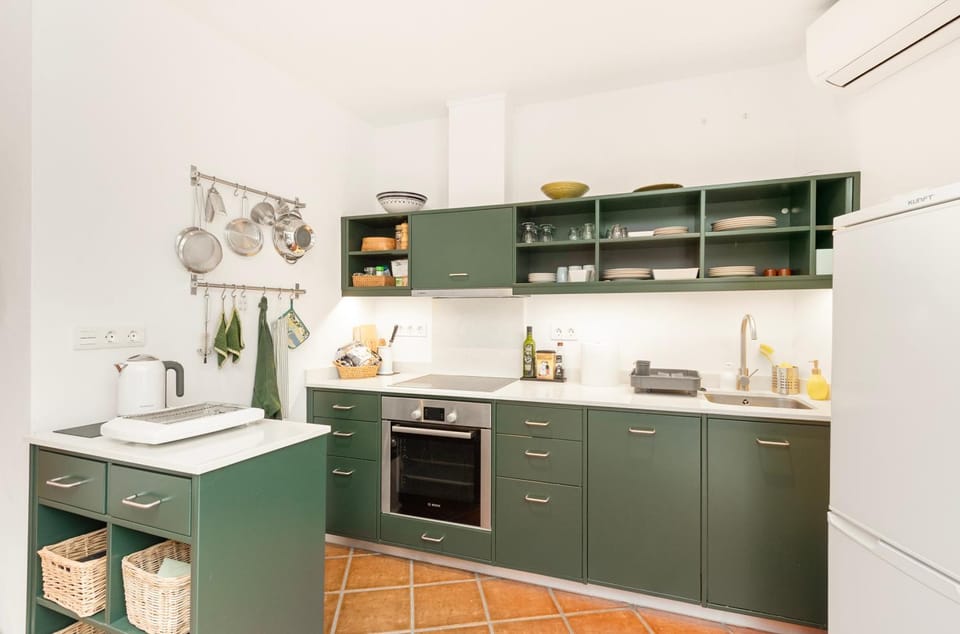 Kitchen or kitchenette, Living room