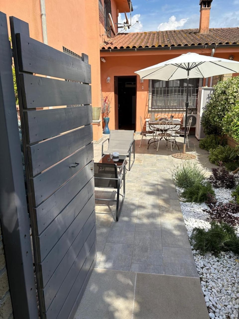 Property building, Garden view