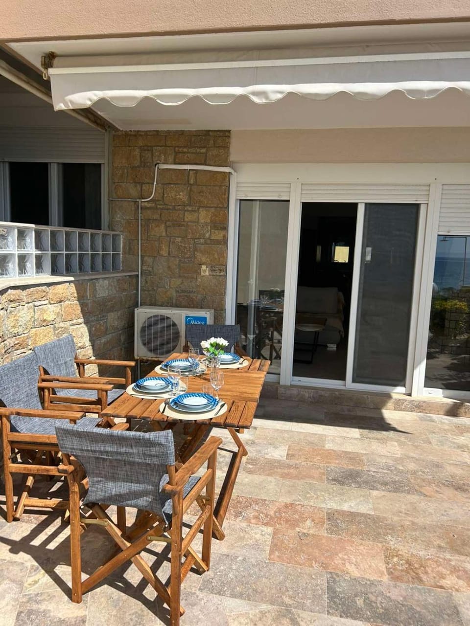 Patio, Seating area