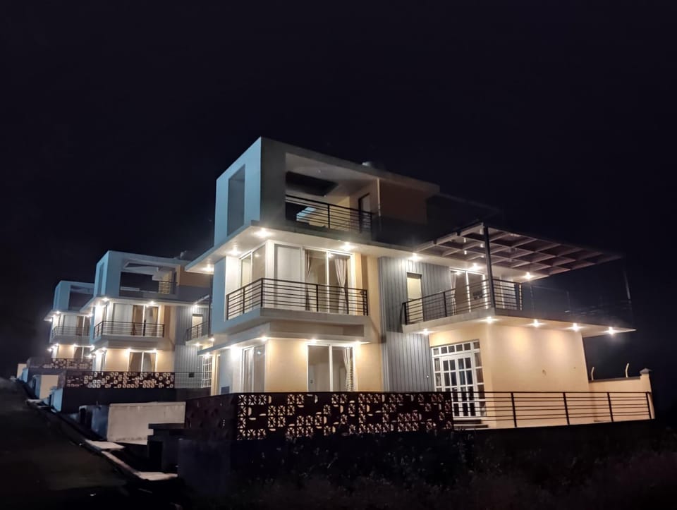 ROYAL MEADOWS IGATPURI Private Pool Villa H Villa in Igatpuri