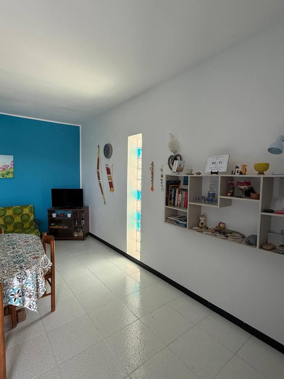 Communal lounge/ TV room, Living room, Seating area, Evening entertainment