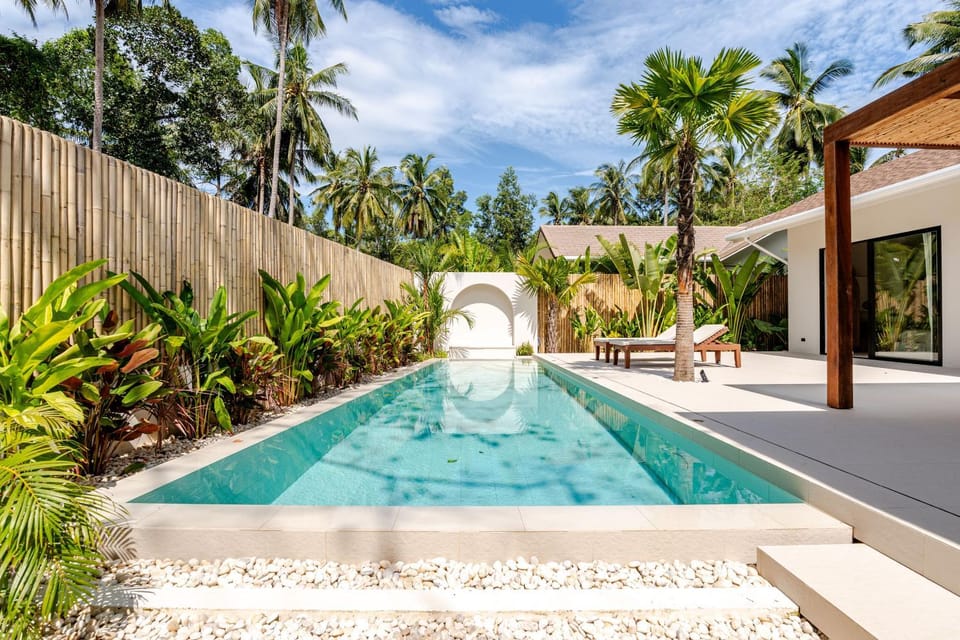 Day, Natural landscape, Garden, Garden view, Pool view, Swimming pool, sunbed