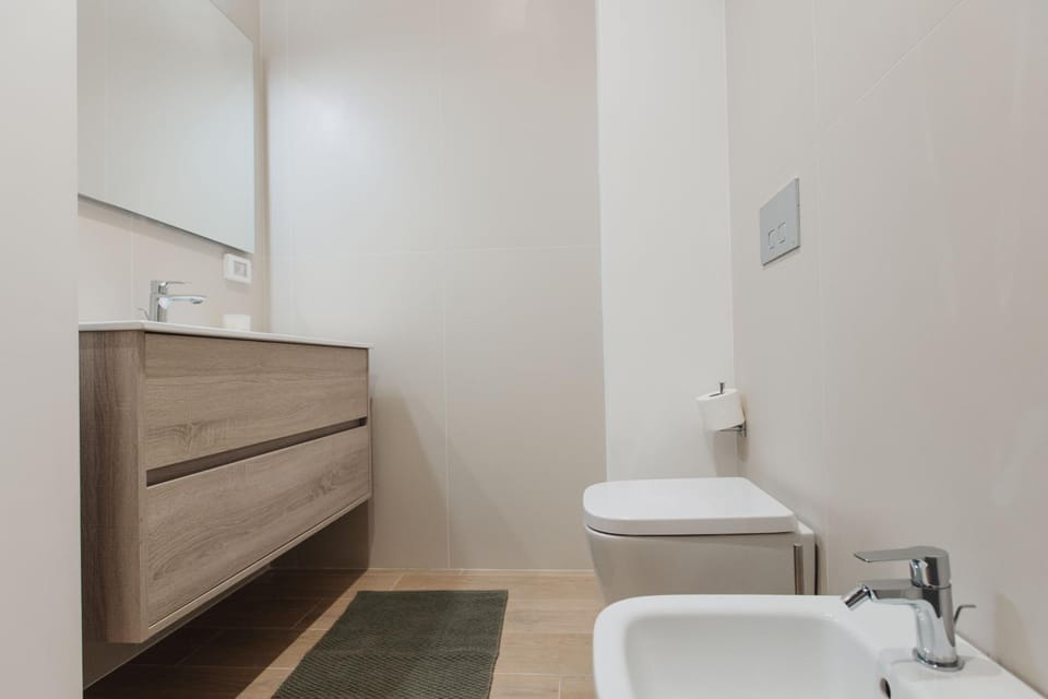 Toilet, Bathroom