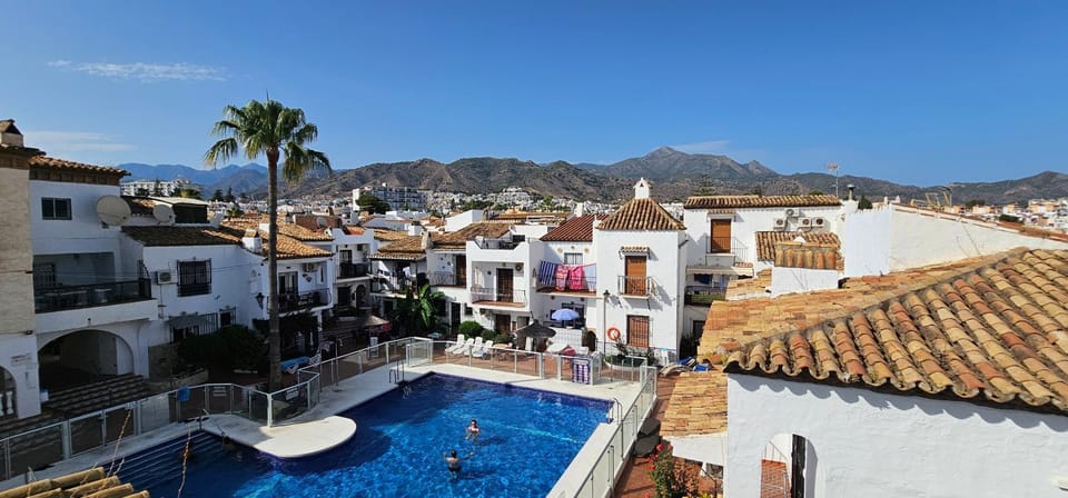 Bird's eye view, Mountain view, Pool view, Swimming pool