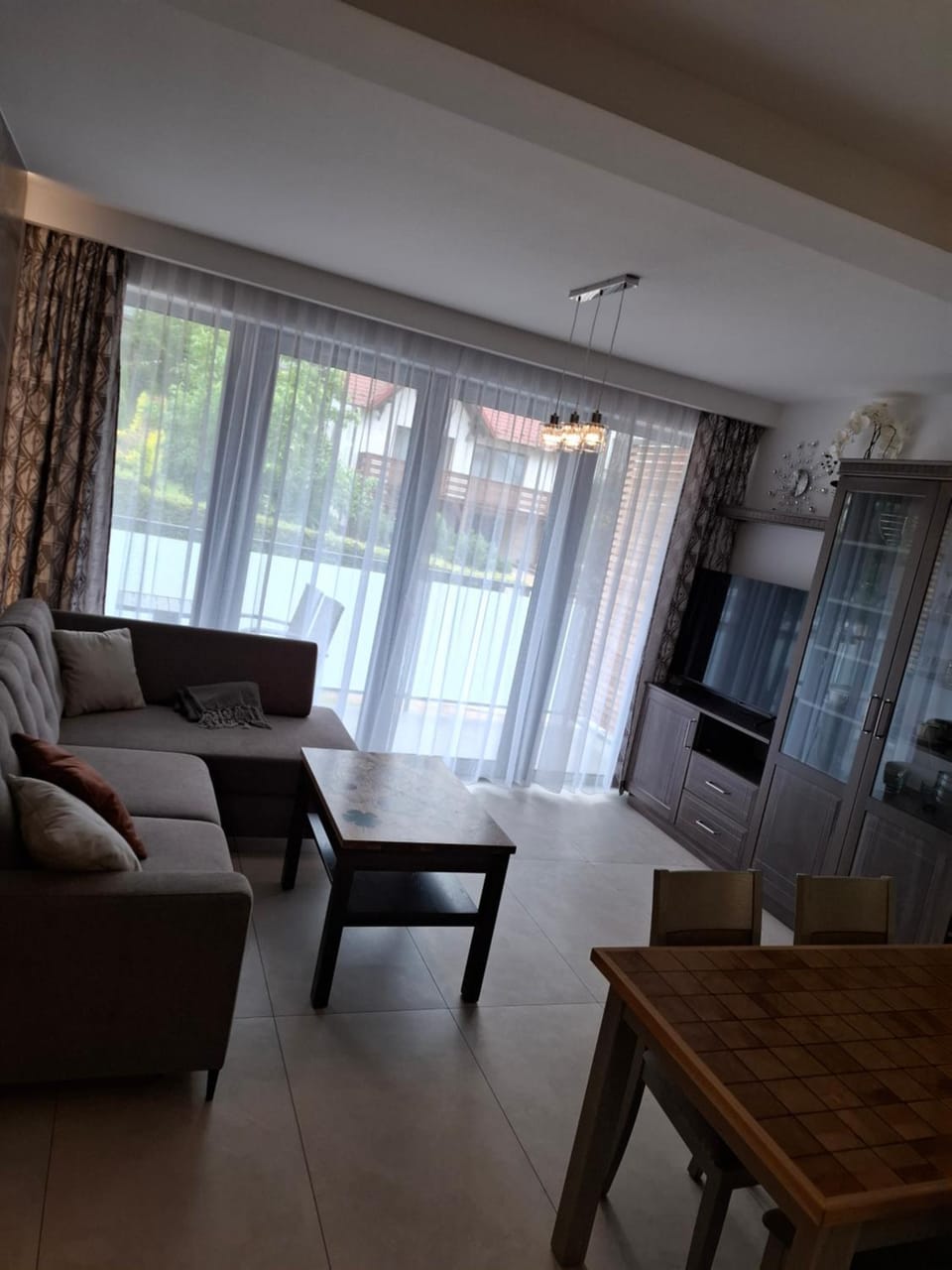 TV and multimedia, Living room, Dining area