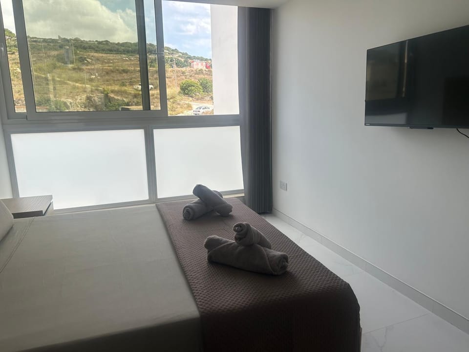 TV and multimedia, Bedroom, wardrobe