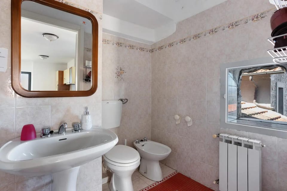 Shower, Bathroom, bidet