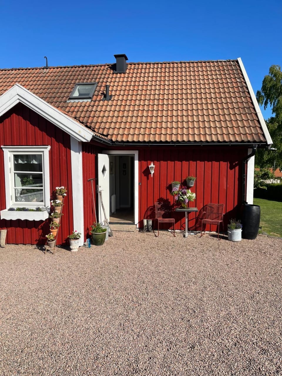 Apartment in villa, Close the to the sea, small harbour, golf course and Tylösand House in Denmark