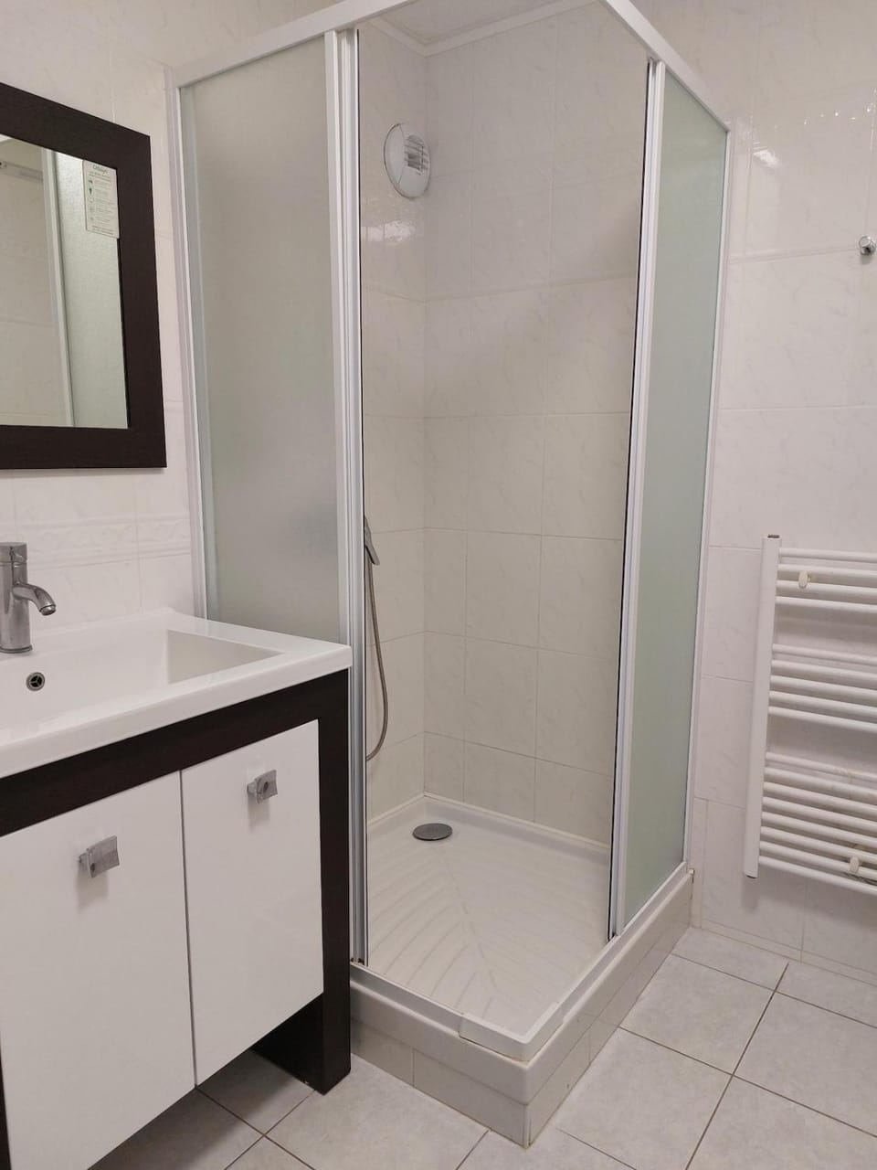 Appartement vue mer, GR 34 et plage au pied ! Apartment in Plougasnou