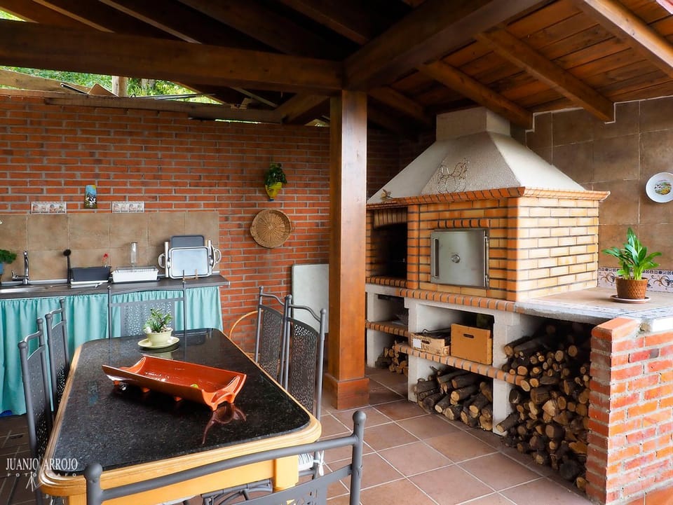 BBQ facilities, BBQ facilities
