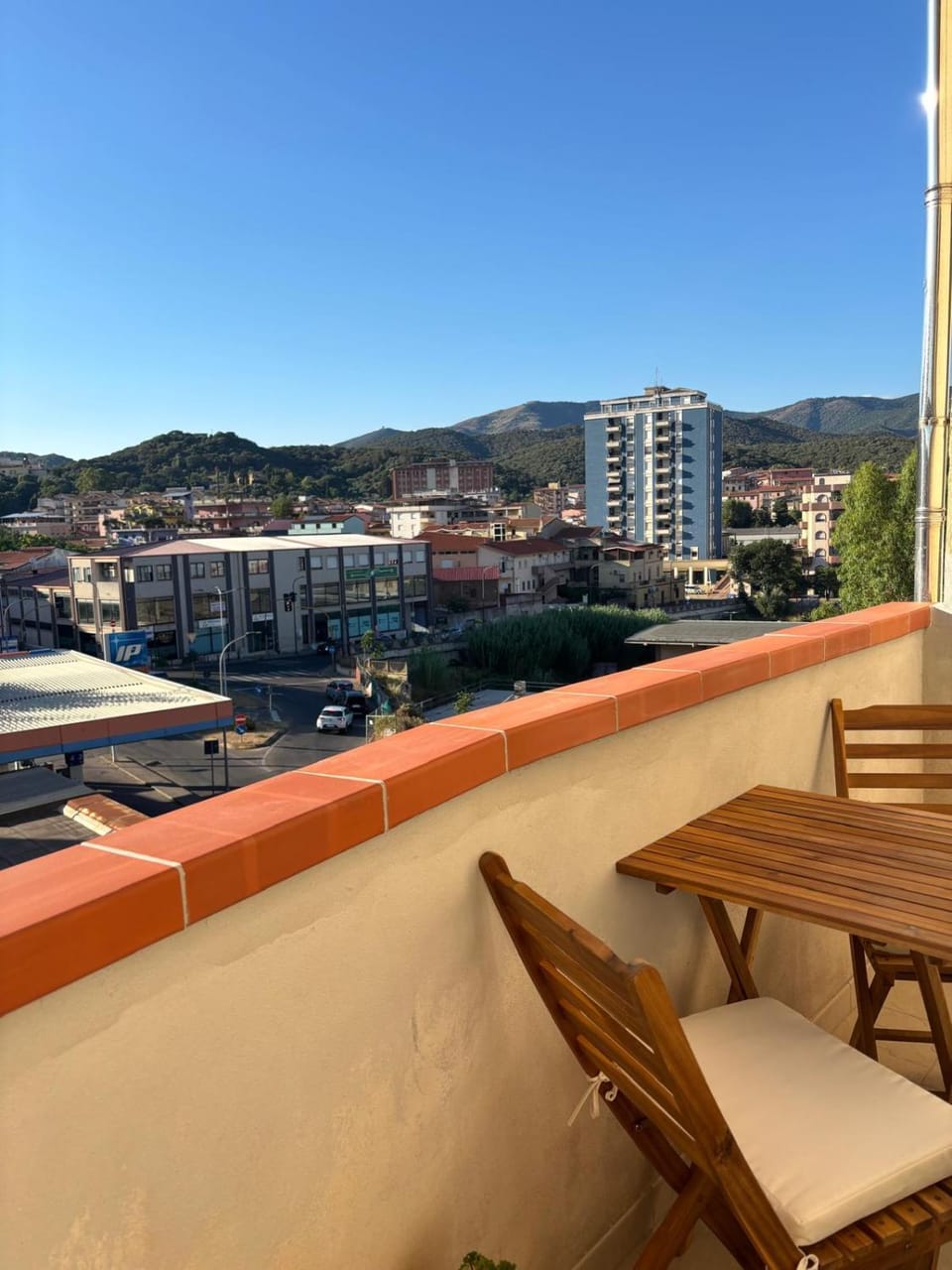 View (from property/room), Balcony/Terrace, City view
