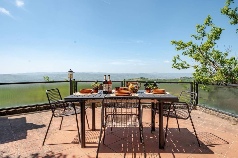 Day, Natural landscape, View (from property/room), Balcony/Terrace, Dining area
