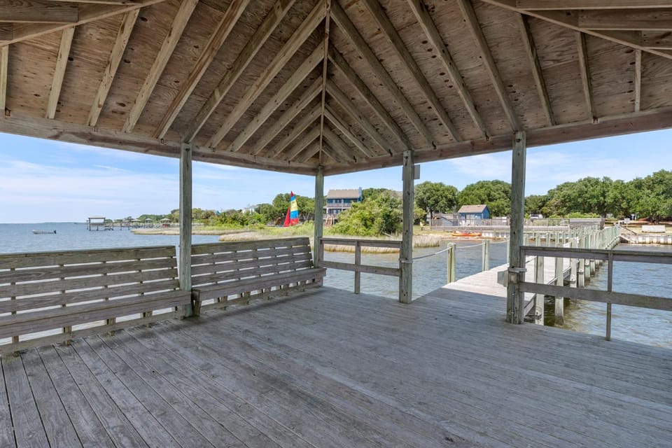 Zs By The Sea House in Port Trinitie