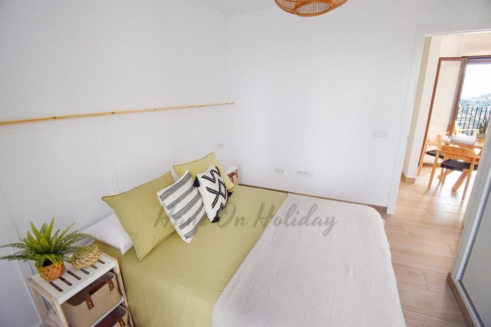 Altos de Frigiliana APT 2 - 2 bedroom Apartment with amazing views and Pool HansOnHoliday Rentals Apartment in Frigiliana