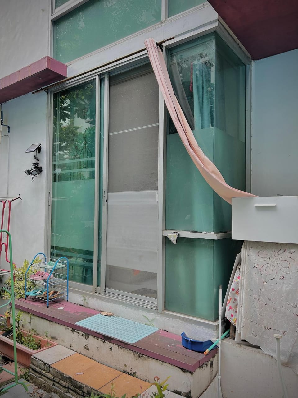 Modern Condo with Full Amenities Bangkok Apartment in Bangkok