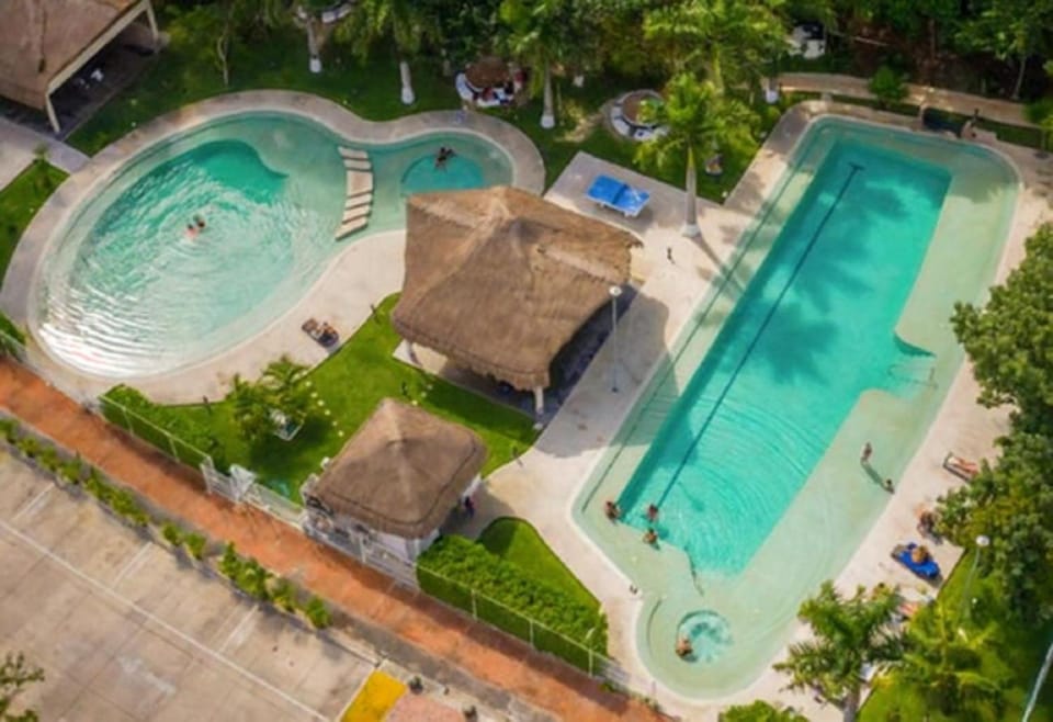 Departamento Residencial erca de Centros Comerciales House in Cancun
