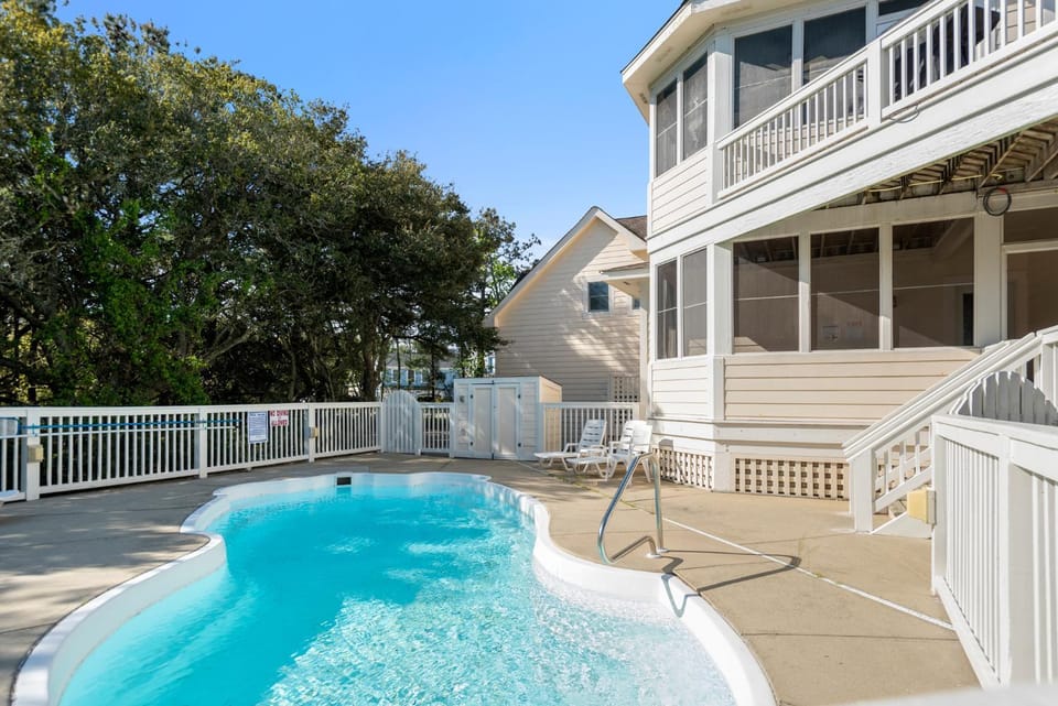 Currituck Club 141 by Village Realty House in Corolla