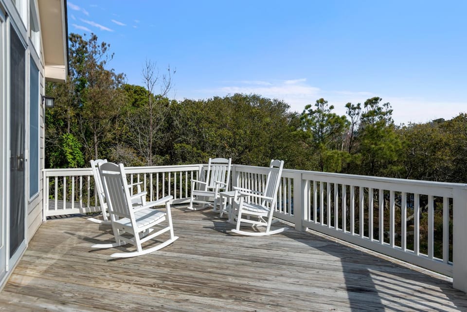 Currituck Club 141 by Village Realty House in Corolla