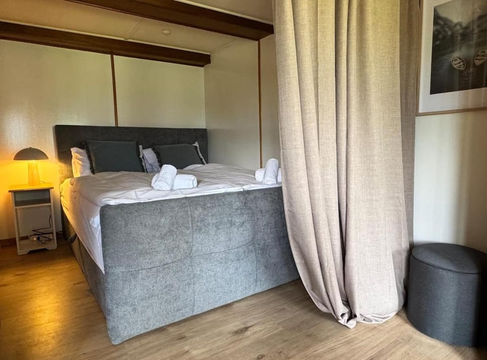 River 1 - Retreat with Iconic Jungfraujoch View Apartment in Interlaken