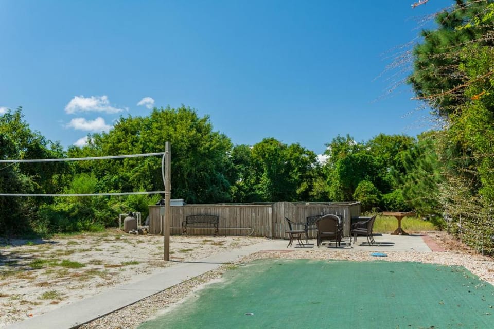 Landes Dream by Village Realty Vacation rental in Corolla