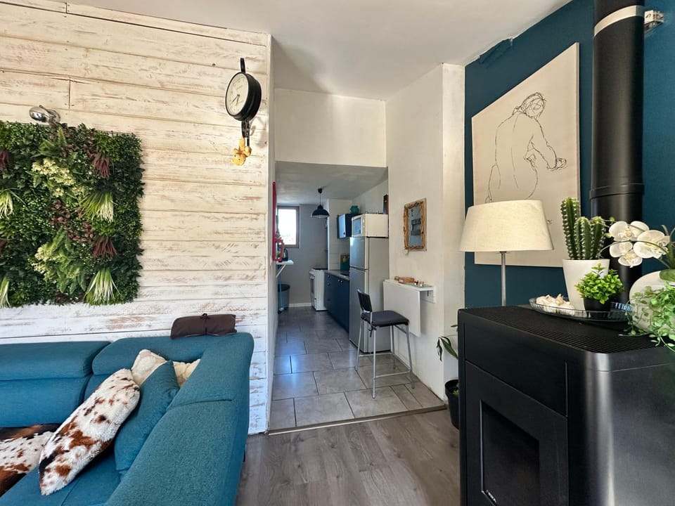 Appartement au cœur du village Apartment in French Riviera