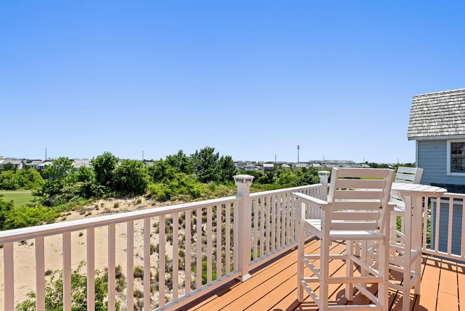 Tees & Tides House in Roanoke Island
