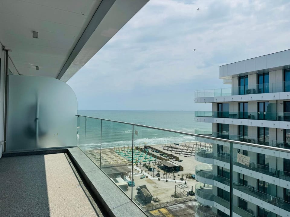 Wake Apartament Mamaia Nord Apartment in Constanta