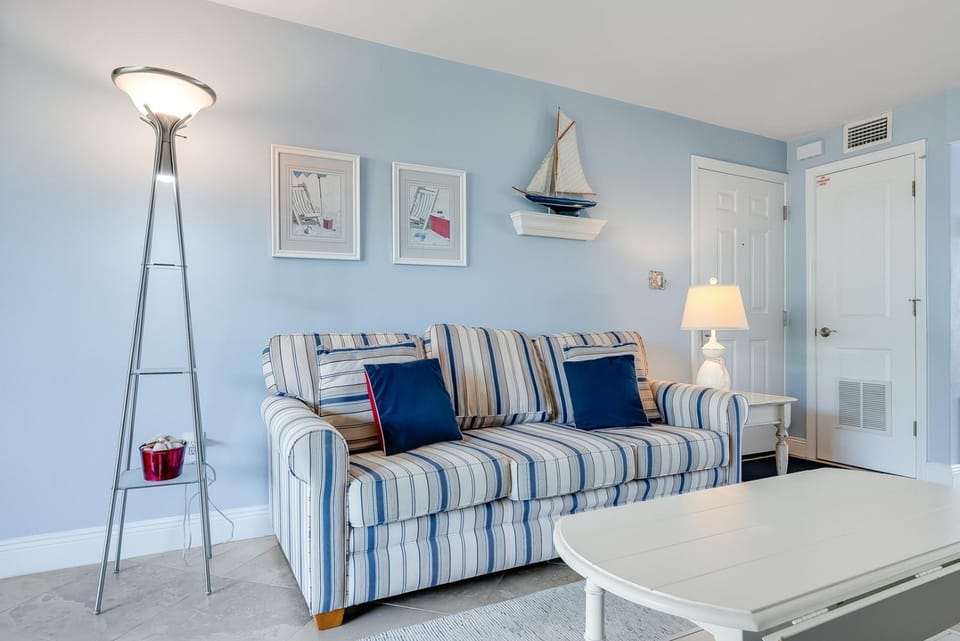 Seaspray Condos 102D House in Okaloosa Island