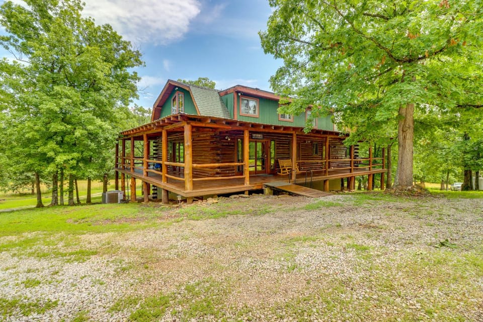 3,000 Sq Ft and Game Room Ozarks Serenity Cabin! Cabin in Buffalo River
