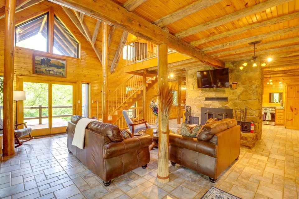 3,000 Sq Ft and Game Room Ozarks Serenity Cabin! Cabin in Buffalo River