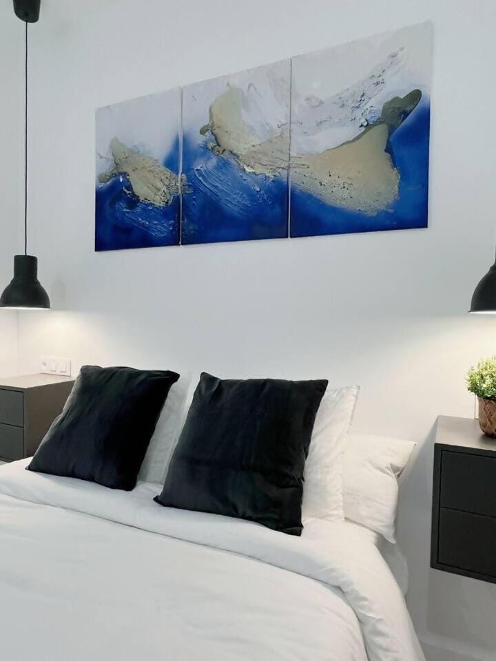 Photo of the whole room
