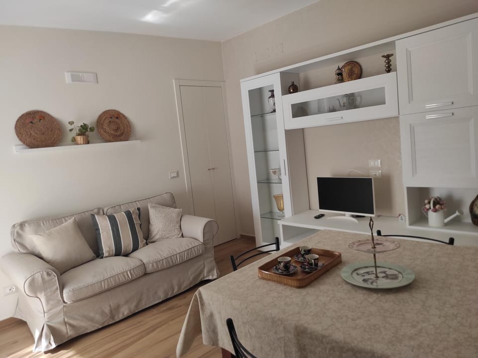 Elena 's HOME Apartment in Conversano