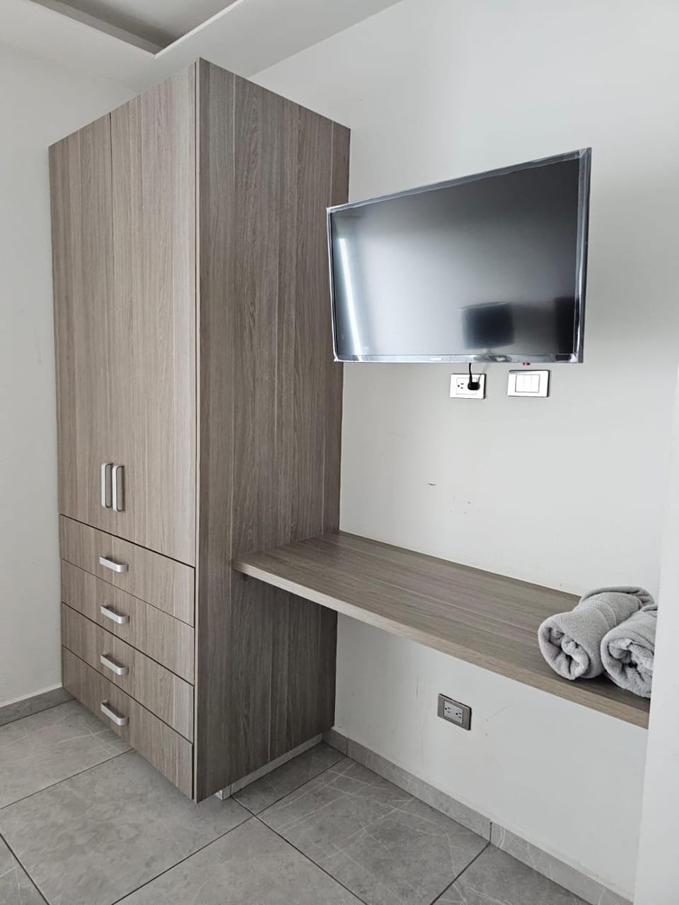TV and multimedia, wardrobe